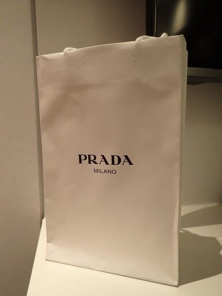 香港 prada outlet 價錢|[香港•鴨脷洲]海怡東商場的Prada & miu miu Outlet (路線指引和最 .